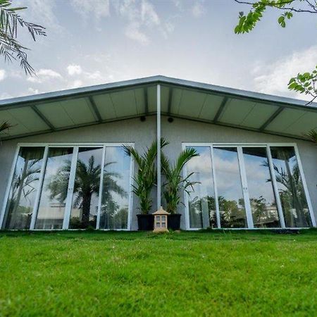 The Forest Club Resort Karjat Buitenkant foto