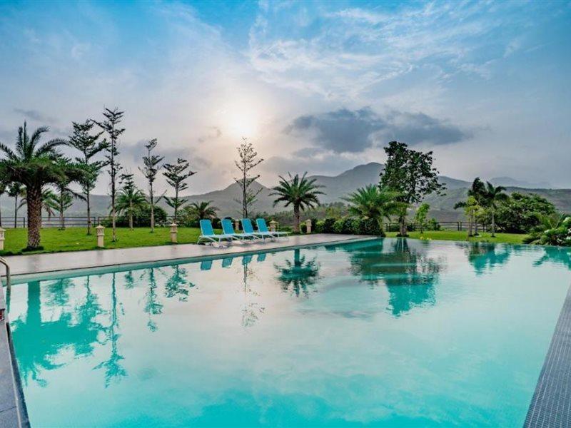 The Forest Club Resort Karjat Buitenkant foto